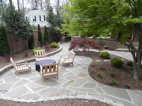 outdoor space & outdoor kitchen